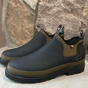 Men's Tillamook Bay Slip on Boots, 100% Waterproof, Men’s size 12, like new